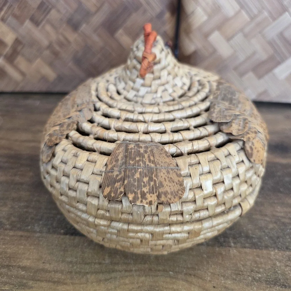 Vintage Woven Basket Chicken Rooster Wicker Unique Primitive with Lid Home Decor